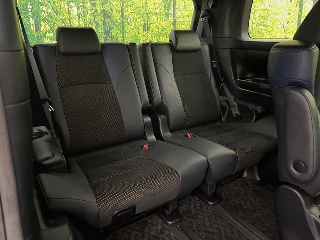 TOYOTA VELLFIRE 2017