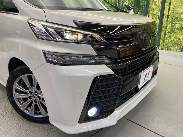 TOYOTA VELLFIRE 2017