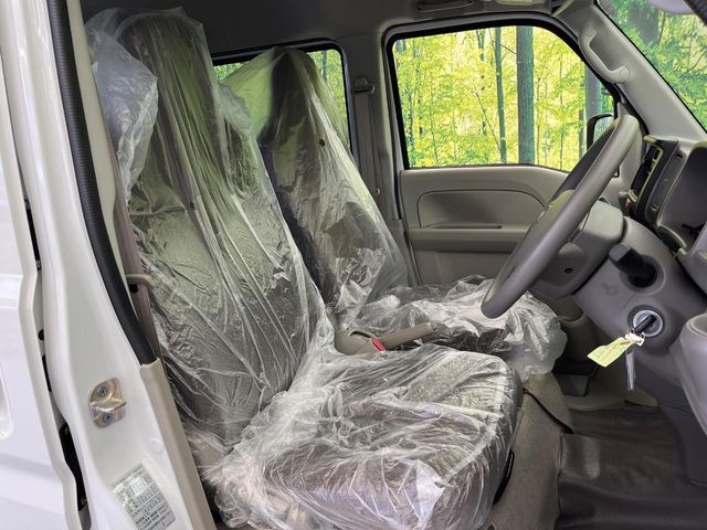 NISSAN CLIPPER van 2024