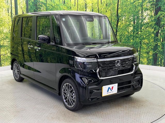 HONDA N BOX CUSTOM 2025