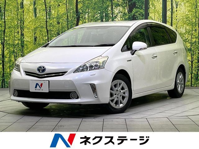 TOYOTA PRIUS Alpha 2014