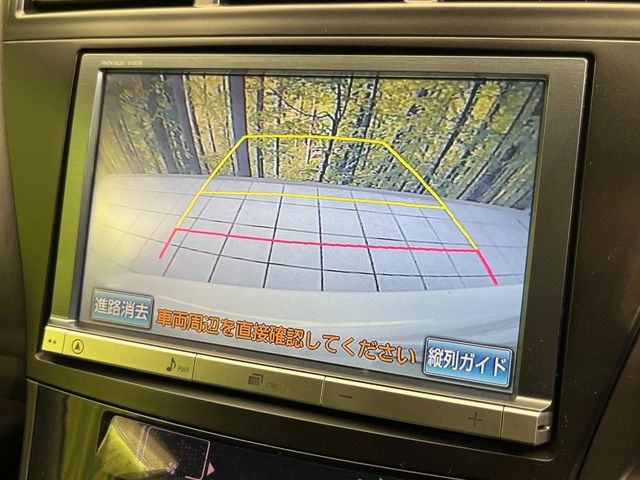 TOYOTA PRIUS Alpha 2014