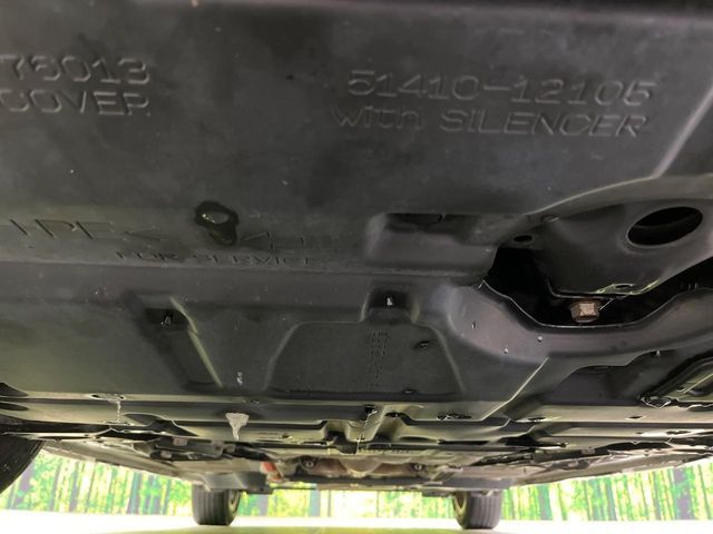 TOYOTA PRIUS Alpha 2014