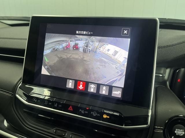 JEEP JEEP COMMANDER 2023