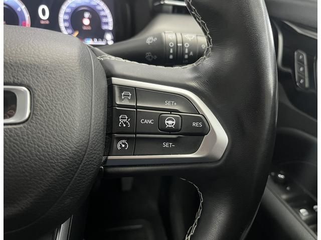 JEEP JEEP COMMANDER 2023