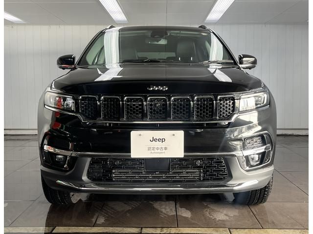 JEEP JEEP COMMANDER 2023