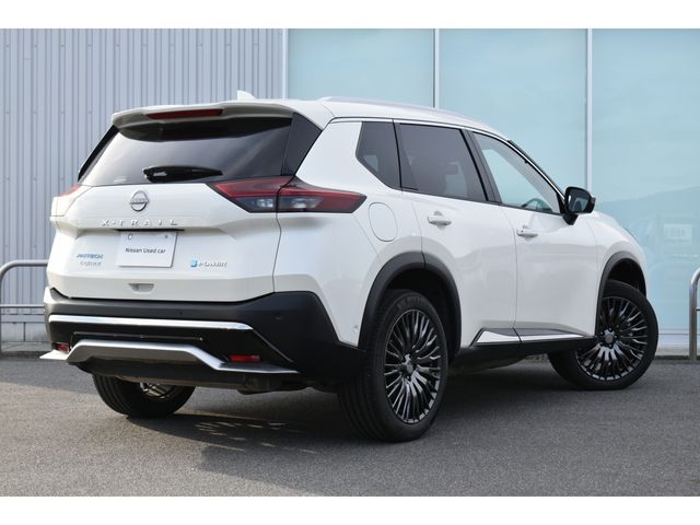 NISSAN X-TRAIL HYBRID 4WD 2024