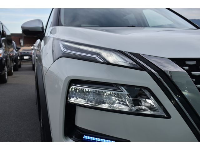 NISSAN X-TRAIL HYBRID 4WD 2024