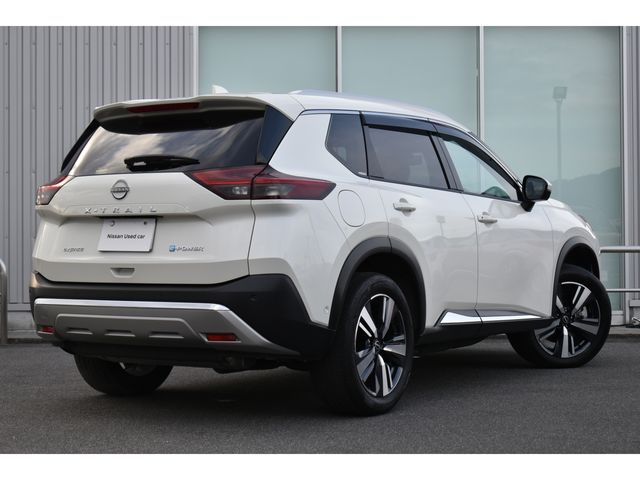 NISSAN X-TRAIL HYBRID 4WD 2024