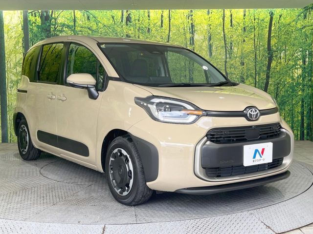 TOYOTA SIENTA HYBRID 2025