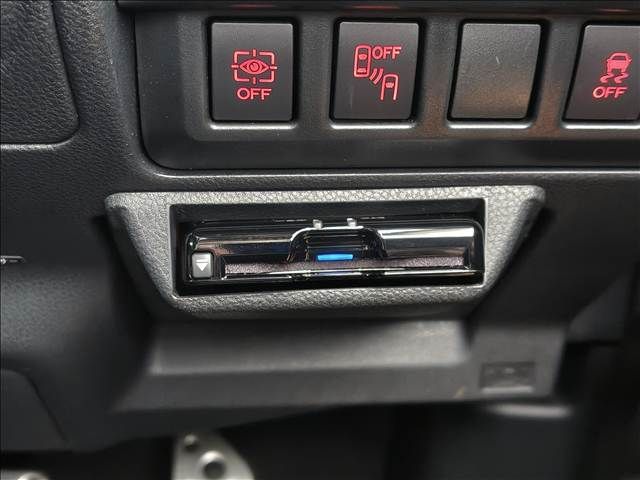 SUBARU FORESTER 2018