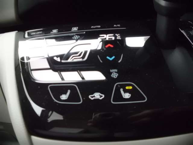 NISSAN ROOX 4WD 2024