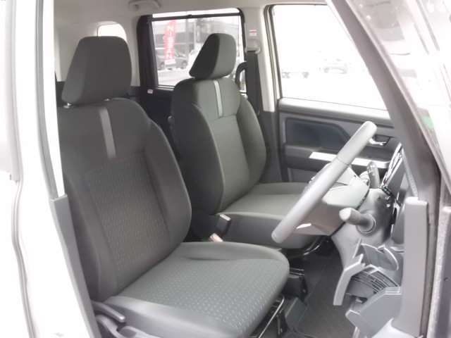 TOYOTA ROOMY 4WD 2023