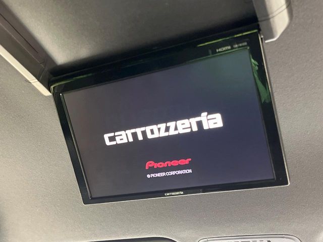 TOYOTA VOXY HYBRID 2020