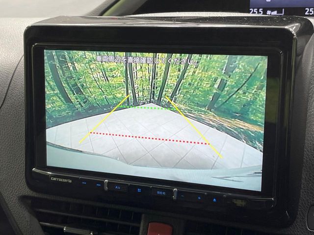 TOYOTA VOXY HYBRID 2020