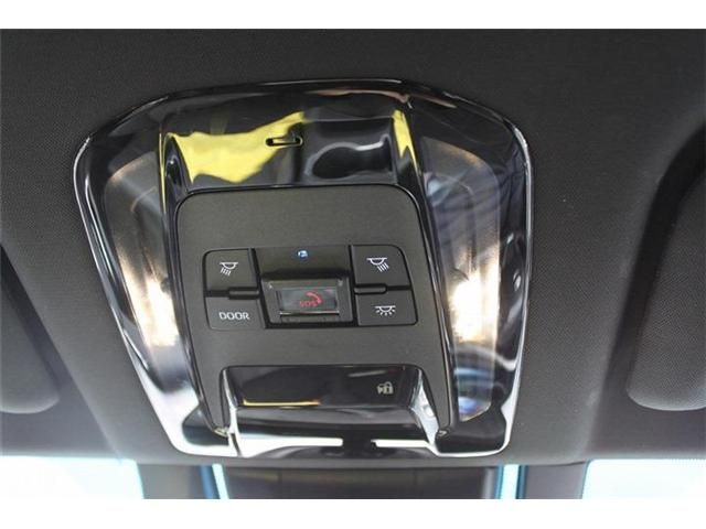 TOYOTA HARRIER HYBRID 2022