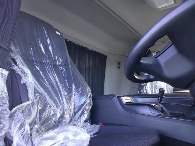 MITSUBISHI FUSOU SUPER GREAT 2024