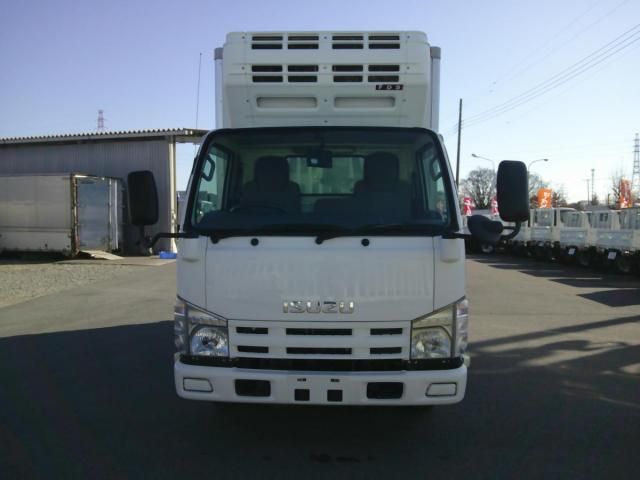 ISUZU ELF 2013
