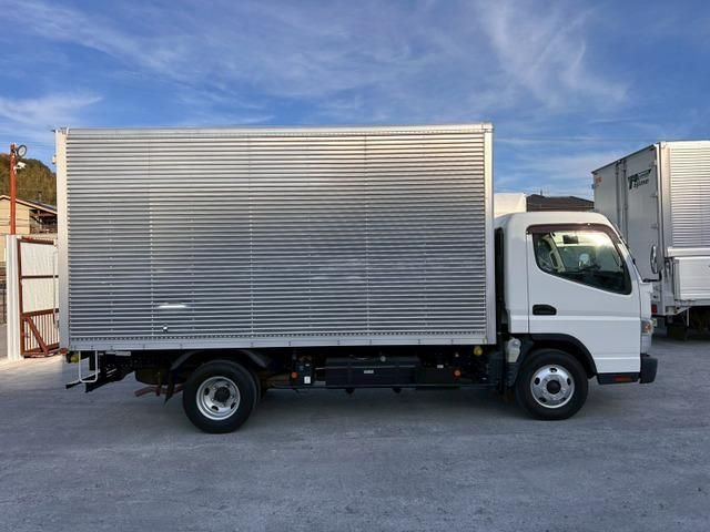 MITSUBISHI CANTER 2017