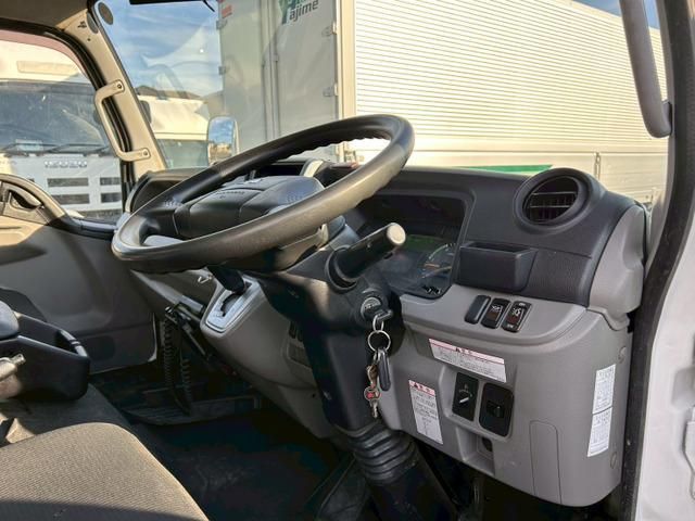 MITSUBISHI CANTER 2017