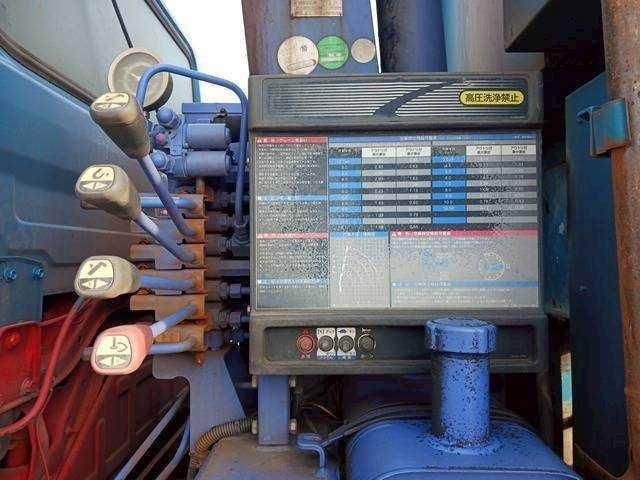 NISSAN DIESEL Quon 2015