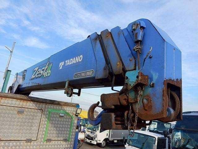 NISSAN DIESEL Quon 2015