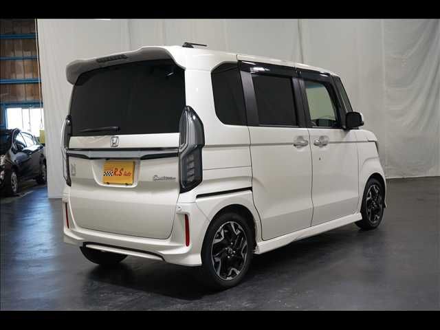 HONDA N BOX CUSTOM 2017