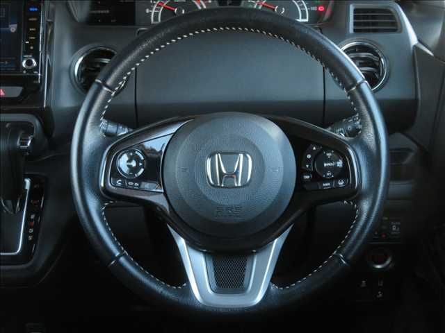 HONDA N BOX CUSTOM 2017