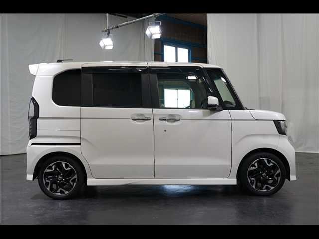 HONDA N BOX CUSTOM 2017