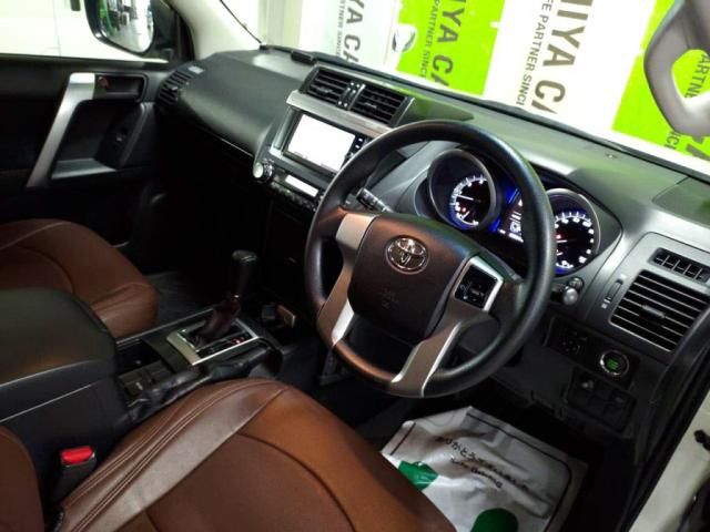 TOYOTA LANDCRUISER PRADO 2017