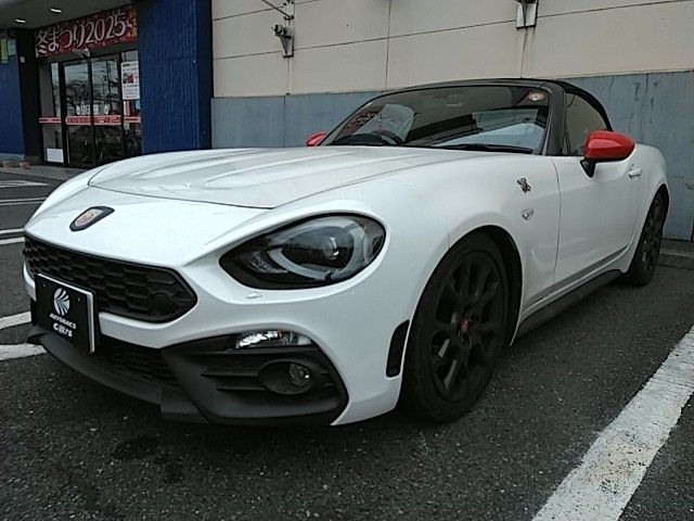 FIAT ABARTH 124 SPIDER 2017