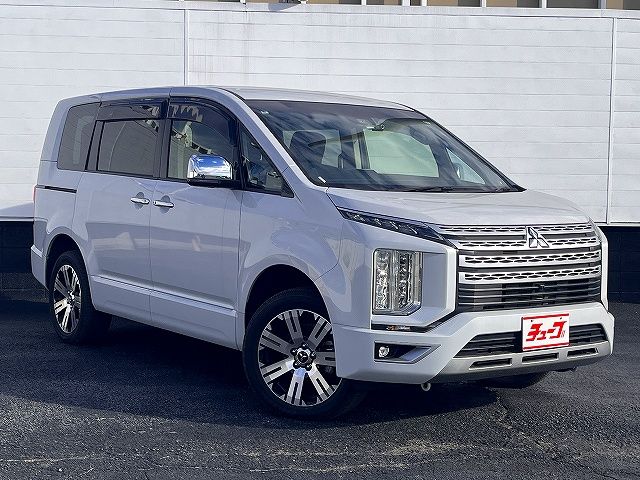 MITSUBISHI DELICA D:5 4WD 2024