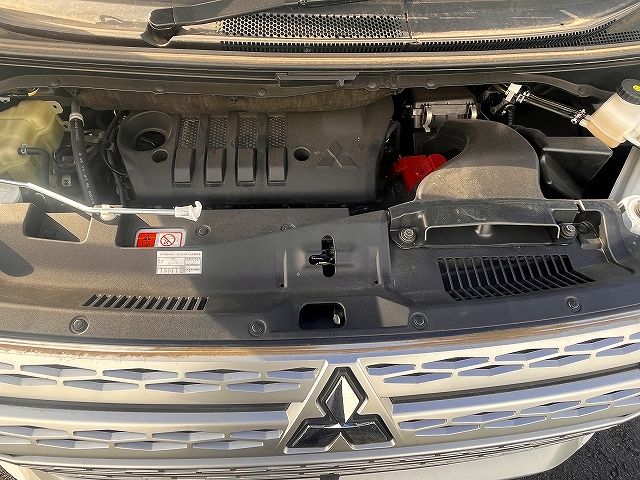 MITSUBISHI DELICA D:5 4WD 2024