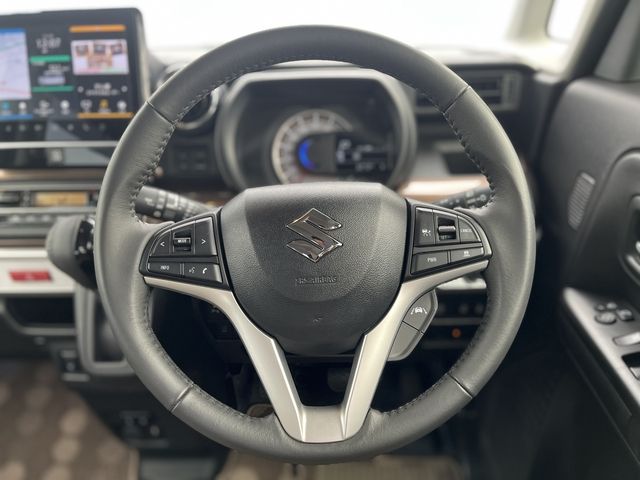 SUZUKI Spacia GEAR 2023