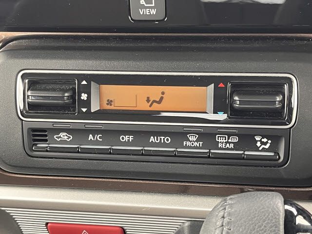 SUZUKI Spacia GEAR 2023