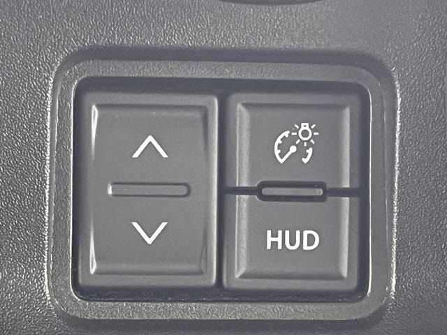 SUZUKI Spacia GEAR 2023