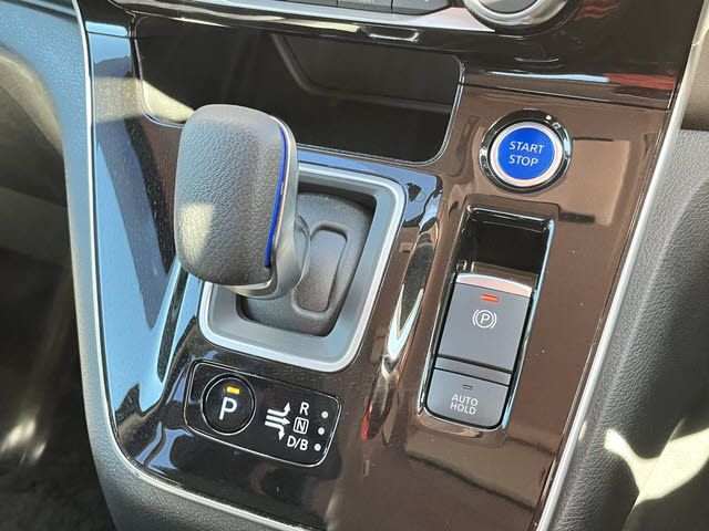 NISSAN SERENA  WG 2022