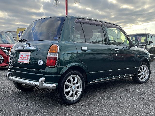 DAIHATSU MIRA GINO 2003