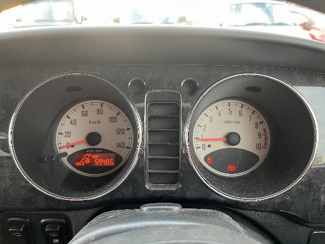 DAIHATSU MIRA GINO 2003