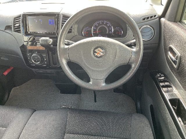 SUZUKI PALETTE SW 2013