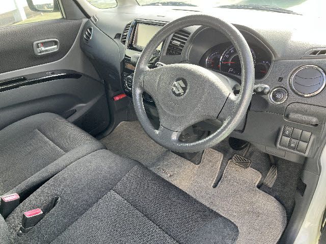 SUZUKI PALETTE SW 2013