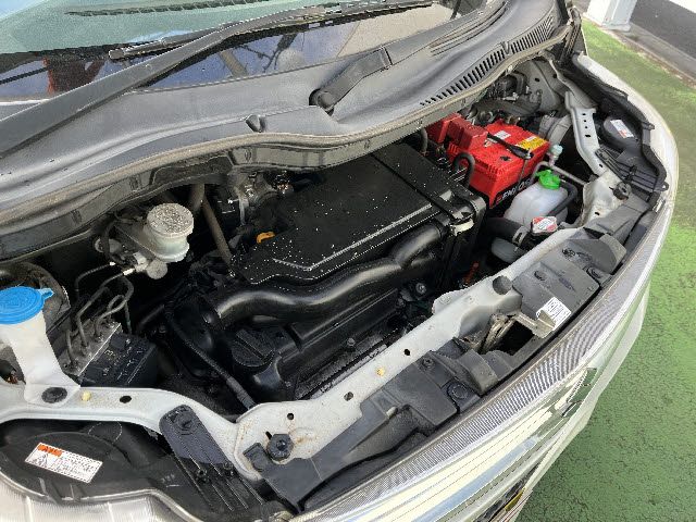 SUZUKI PALETTE SW 2013