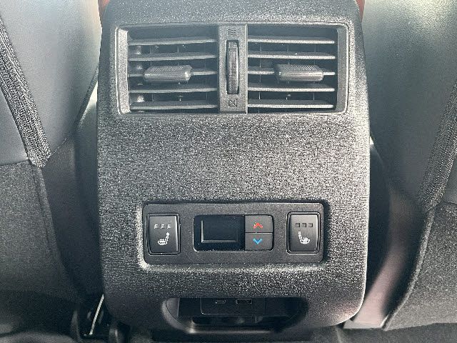 MITSUBISHI OUTLANDER PHEV 2024