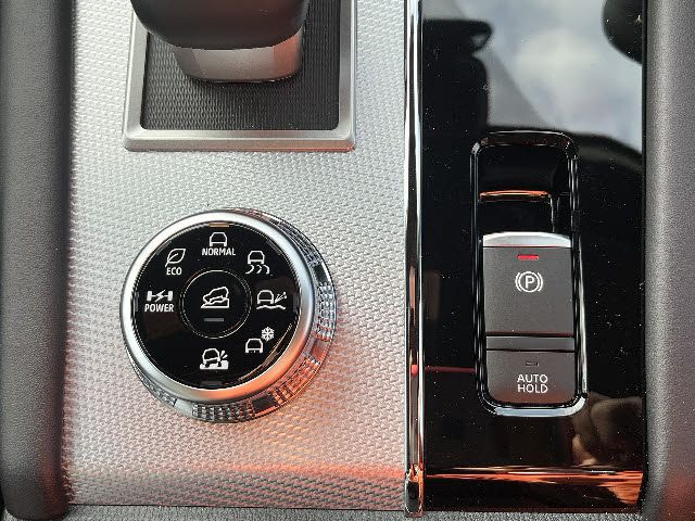 MITSUBISHI OUTLANDER PHEV 2024