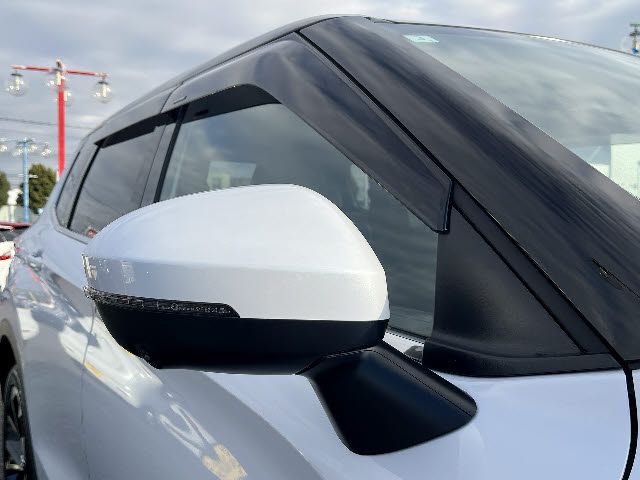 MITSUBISHI OUTLANDER PHEV 2024