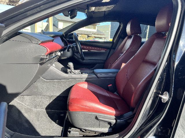 MAZDA MAZDA3 FASTBACK 2023