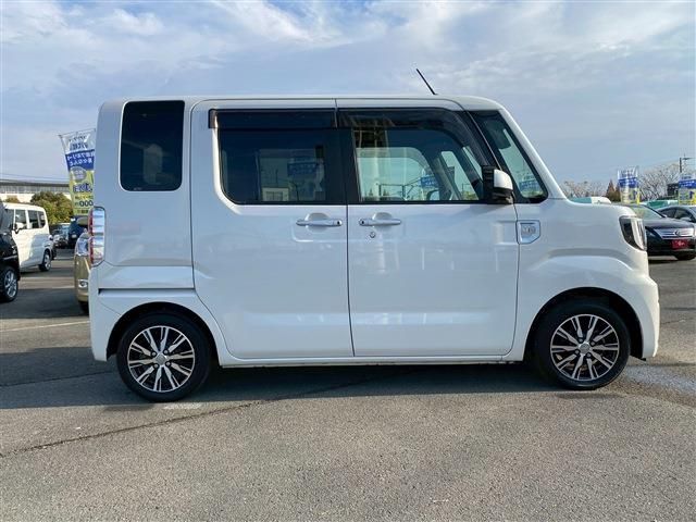 DAIHATSU WAKE 2018