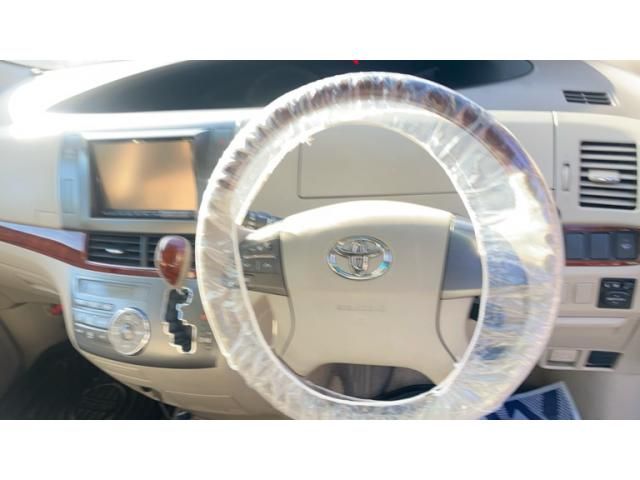 TOYOTA ESTIMA  4WD 2012