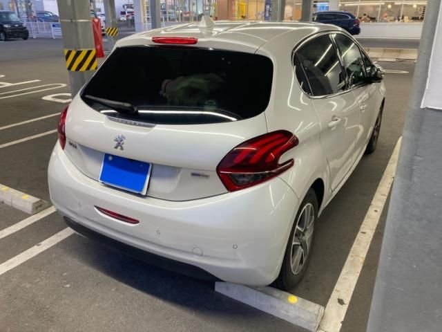 PEUGEOT PEUGEOT 208 2016