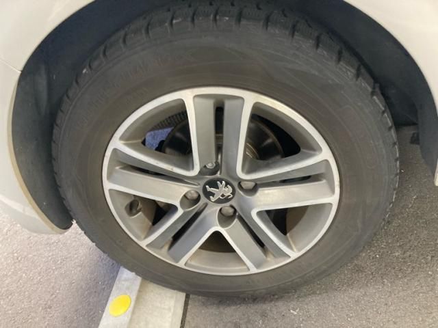 PEUGEOT PEUGEOT 208 2016